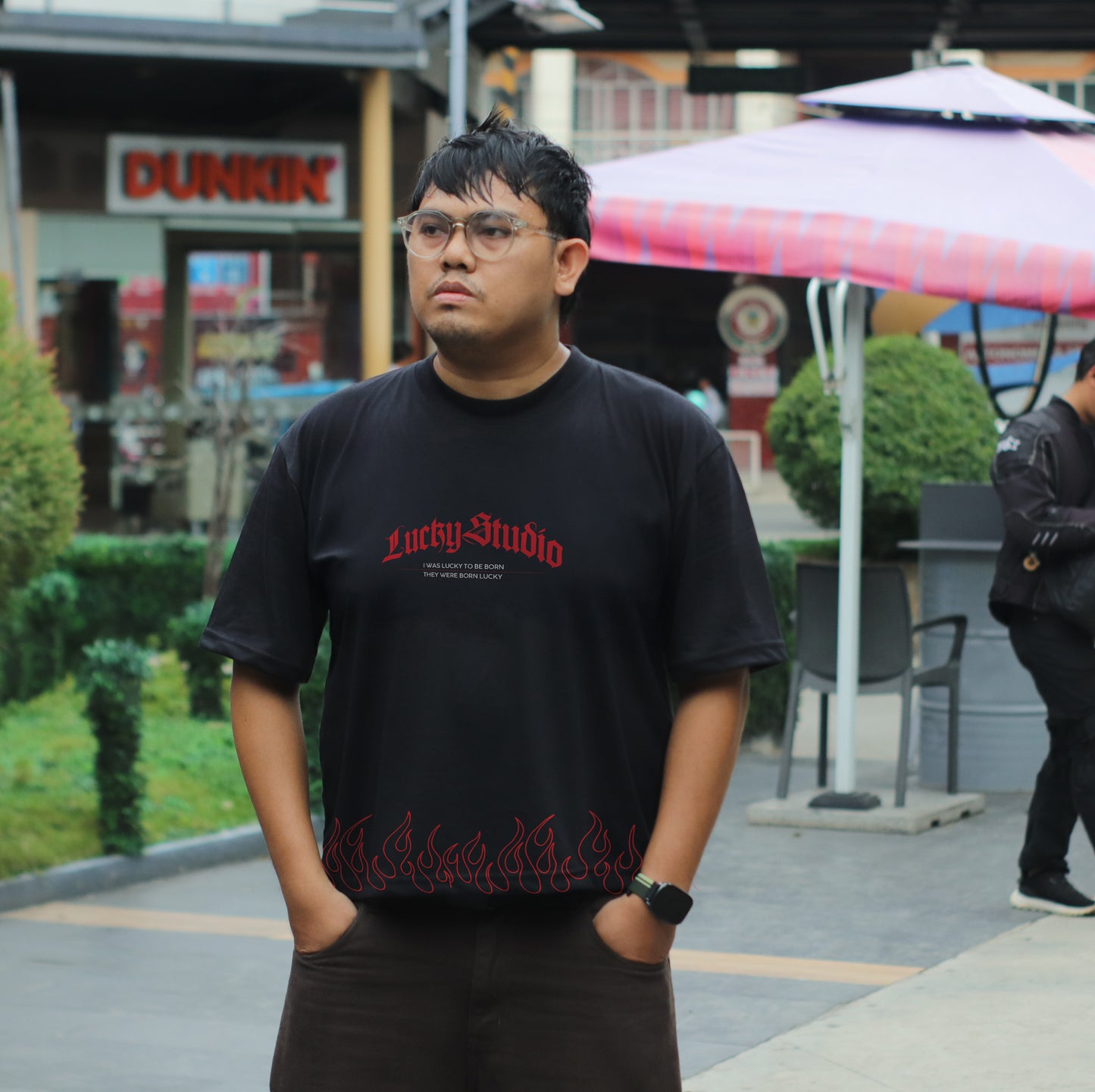 Cropped boxy lucky-graphic